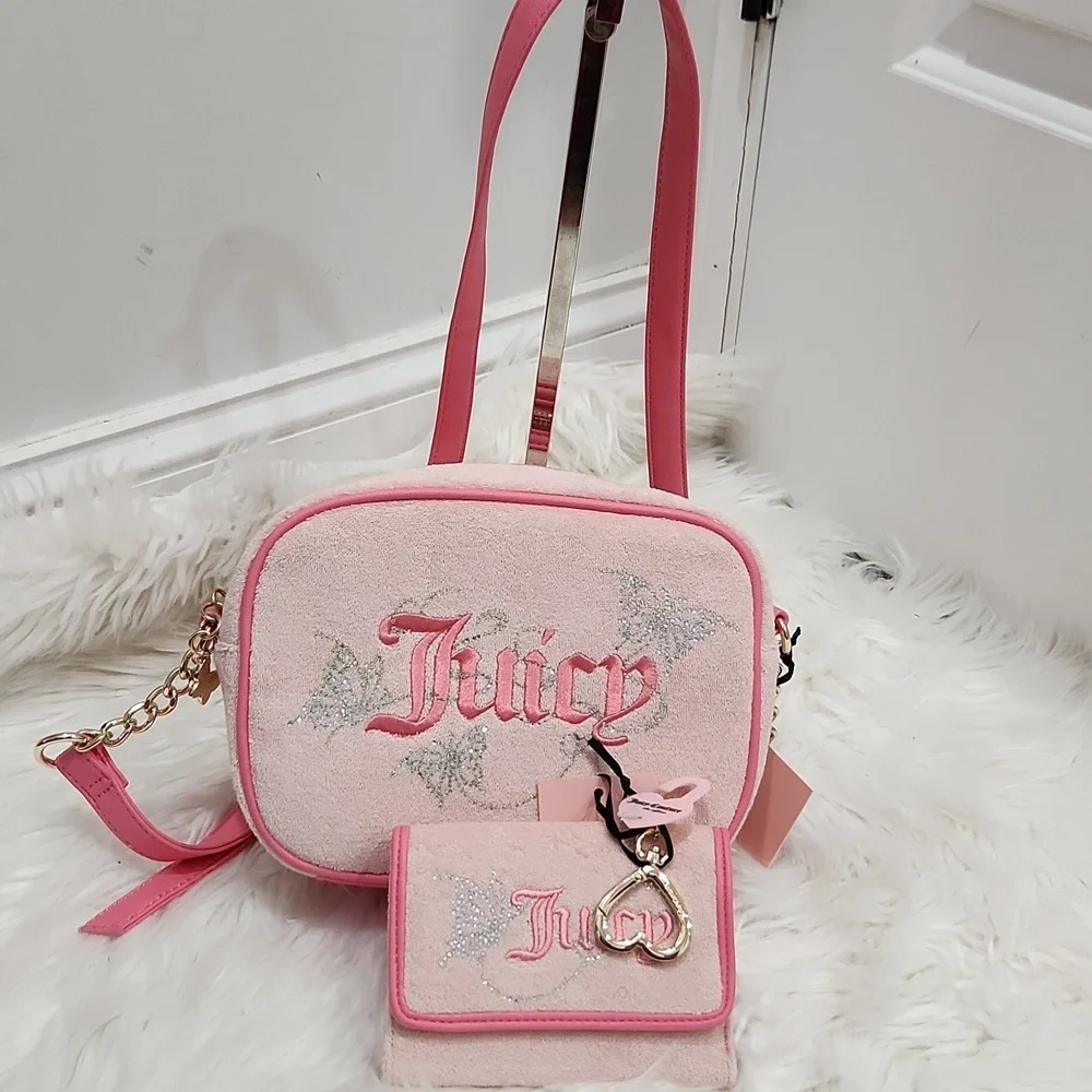 💕🔹️Juicy Couture🔹️ Wingin It Camera Pink Diamond Crossbody Bag +Wallet Set